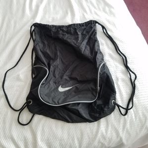 Nike drawstring bag